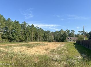 729 Zimmerman Ln, Waveland, MS 39576