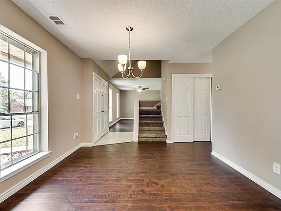 3rd image of 3509 Missoula St