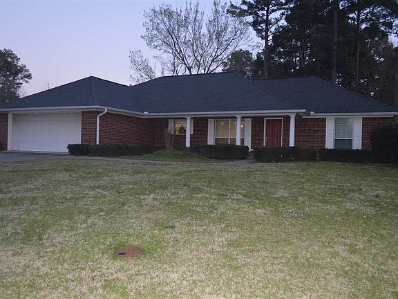 3rd image of 9 Katherine Cir