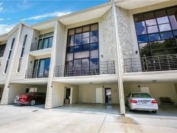 127 Highway 22 E APT S20, Madisonville, LA 70447