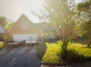 3301 Cliffview Dr, Corinth, TX 76210