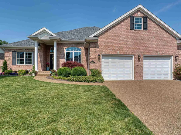 4605 Fieldcrest Place Cir, Newburgh, IN 47630