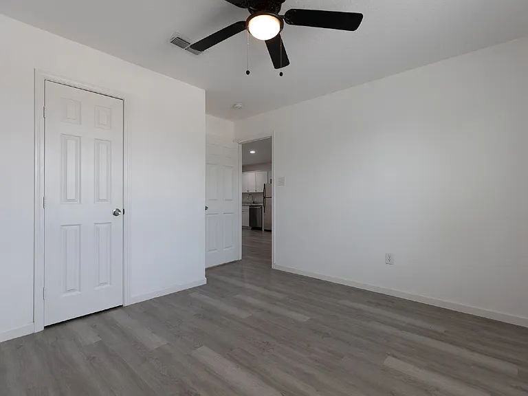 1010 County Road 4516 — Photo 8