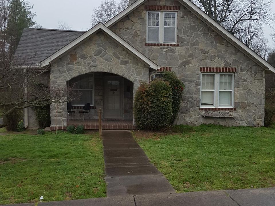 1st image of 313 Leslie Ave