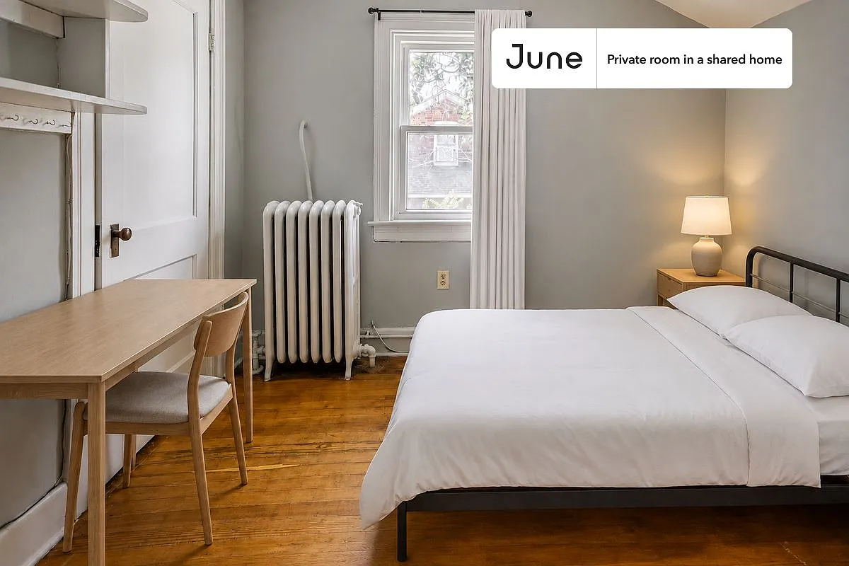 Full bedroom in 6 bed/3 bath home in Brookland #1098 F — Photo 1