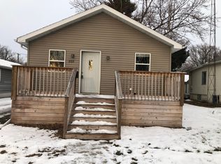 223 S Prairie Ave, Bradley, IL 60915