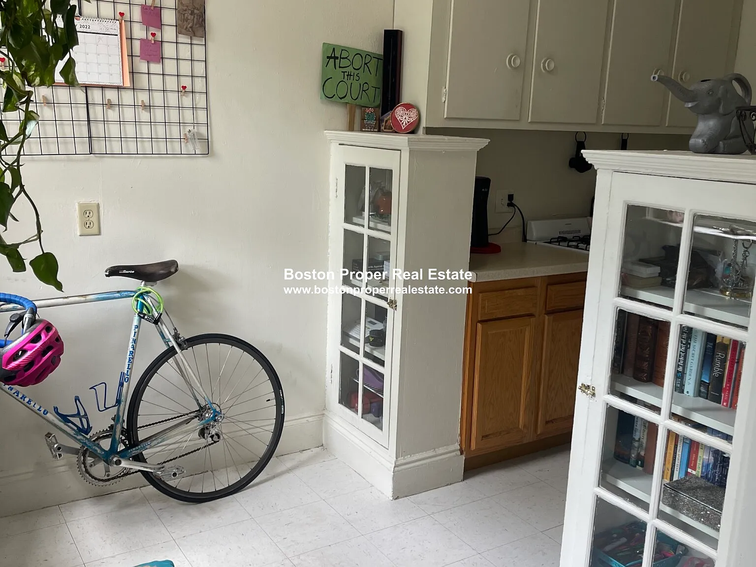 Studio, 700 sqft, $2,295 — Photo 4
