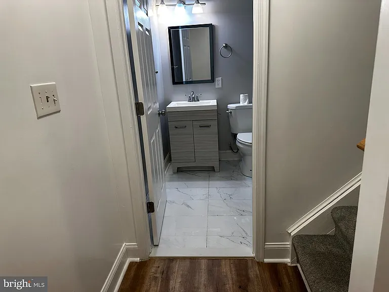 6723 Averett Ct — Photo 3