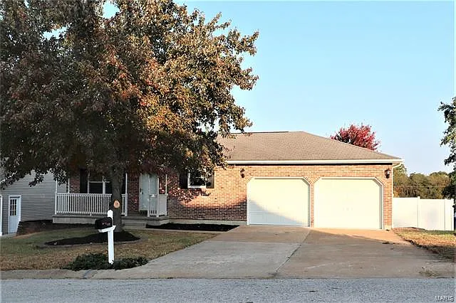 1322 Jasper Ln photo 1
