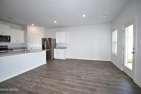 91 Kingston Creek Dr — Photo 4