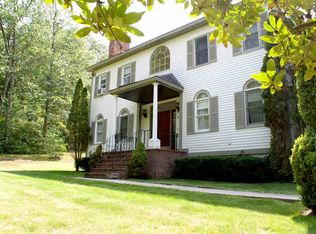 6 Farmington Rd, Amherst, NH 03031