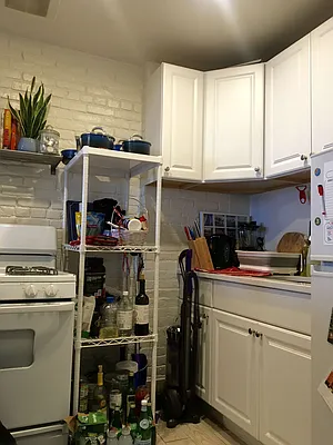 Rented by Urban Real Estate Property Group Inc | media 27