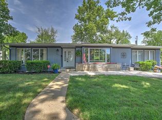 2450 W Macon St, Decatur, IL 62522