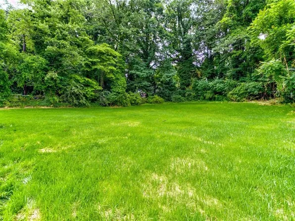 1805 Grace St, Winston Salem, NC 27103