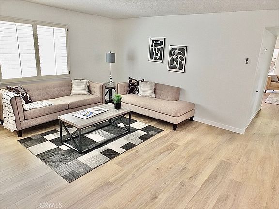 5th image of 621 Termino Ave