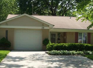 139 Elm St, Glenview, IL