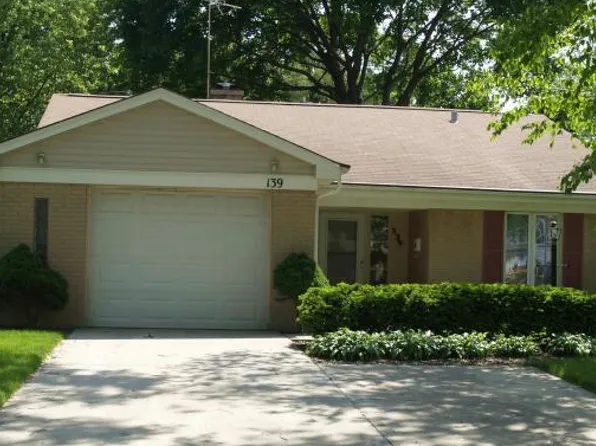 139 Elm St, Glenview, IL 60025
