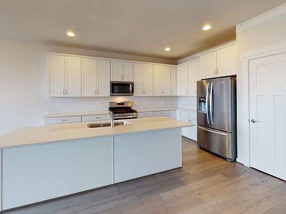 4th image of 38 Royal View Dr #Nw5qid