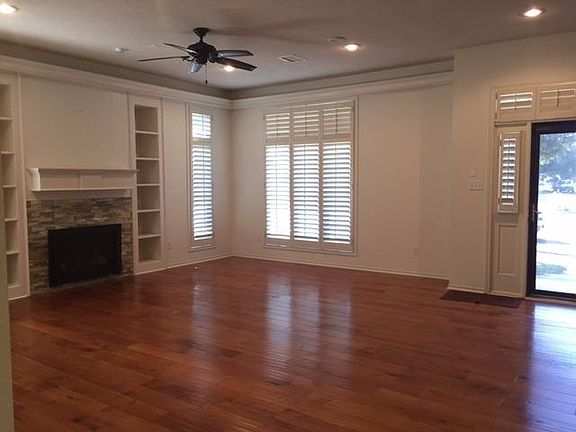 3rd image of 5701 Peoria Ave
