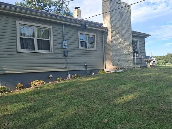 1080 Highway 64 NE, New Salisbury, IN 47161