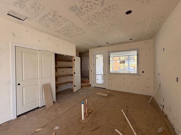 4th image of 11021 S Freestone Rd #121