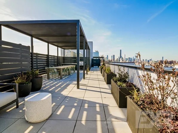 957 Atlantic Avenue image 13 of 16