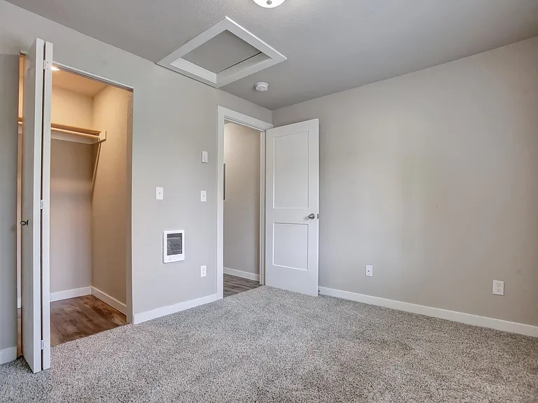 Willamette Terrace — Photo 13