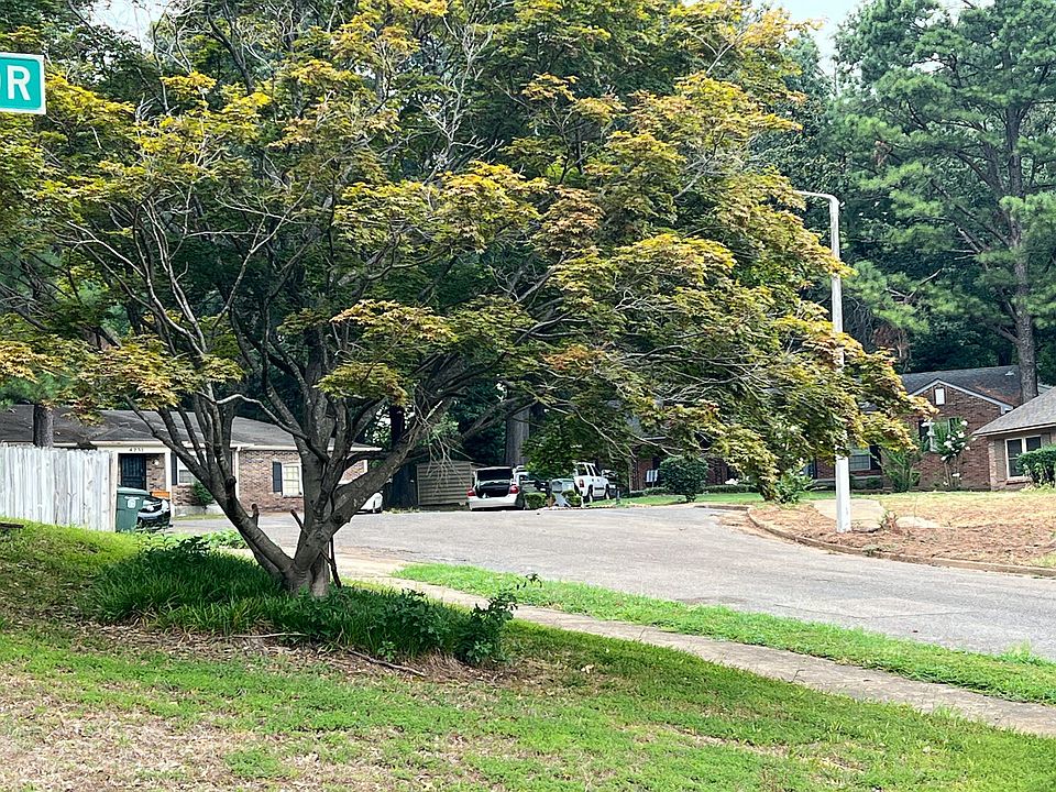 2nd image of 3691 Naylor Dr