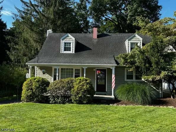 48 Oneida Ave, Oakland Boro, NJ 07436