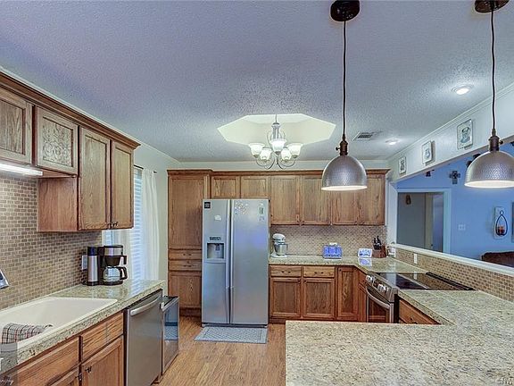 5th image of 7573 Whistler Dr