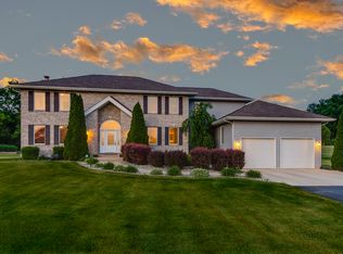 12N505 Berner Dr, Elgin, IL 60120