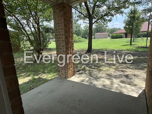 206 Swing Ct — Photo 23