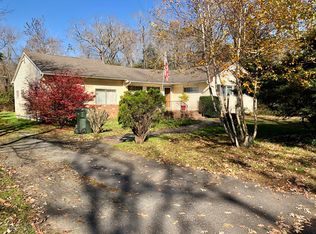 192 W 5th St, Howell, NJ 07731