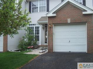 3 Koenig Dr, Parlin, NJ 08859