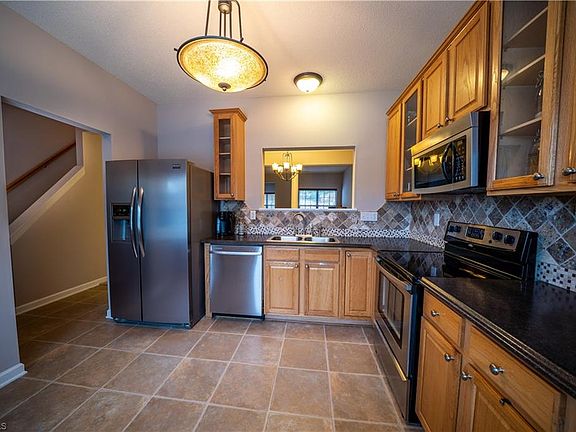 4th image of 3033 Windsor Creek Way