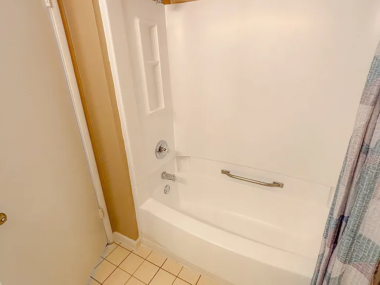 46-269 Kahuhipa St #D304 — Photo 12