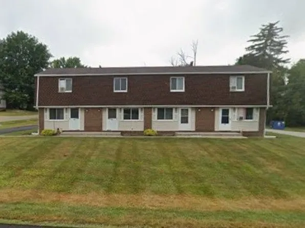 427 W Noble St, East Canton, OH 44730