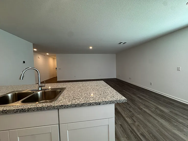 2800 Steamship Dr — Photo 9