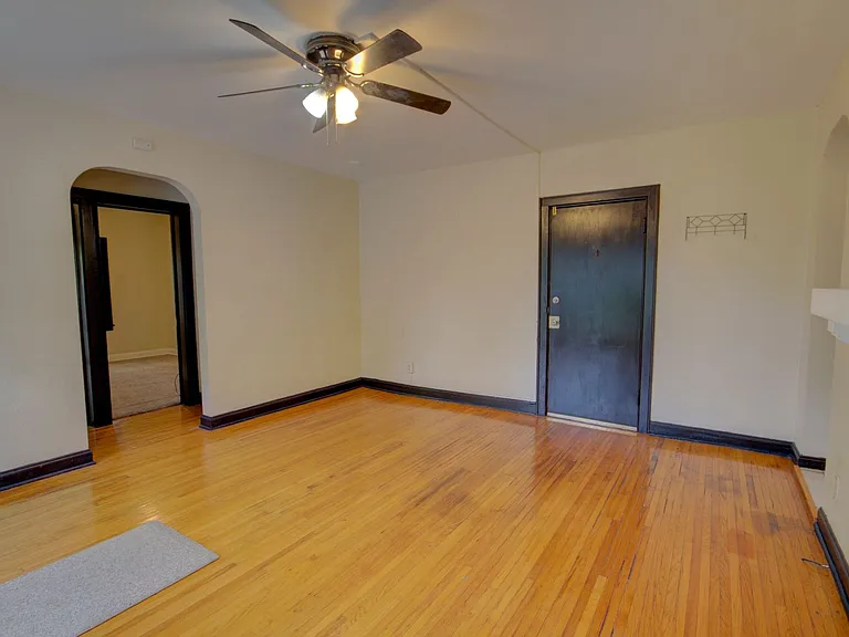 624 Scott St — Photo 6