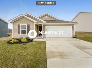 2706 Swarm Ct, Columbia, TN 38401