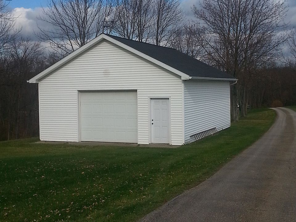 2nd image of 11624 Strasburg Bolivar Rd NW