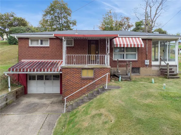 8044 Gladstone Dr, Wendel, PA 15691