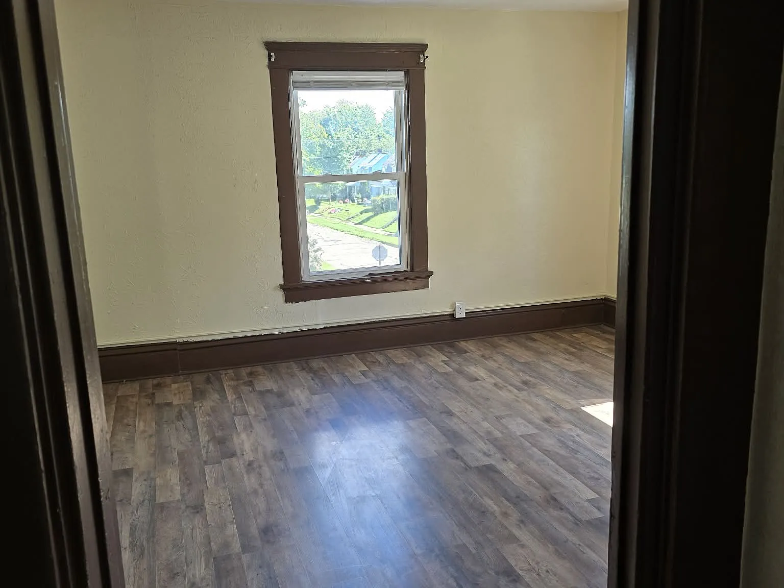 2 bed, $900 — Photo 2