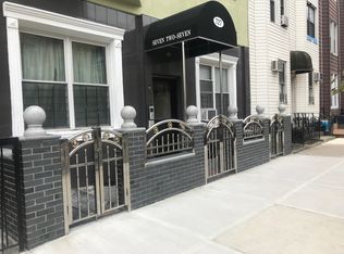727 6th Ave APT 1R, Brooklyn, NY 11215