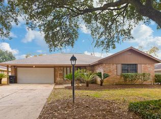 1629 Seagate Ln, Houston, TX 77062