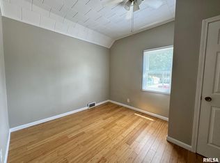 100 N State St #1/2, Springfield, IL 62702