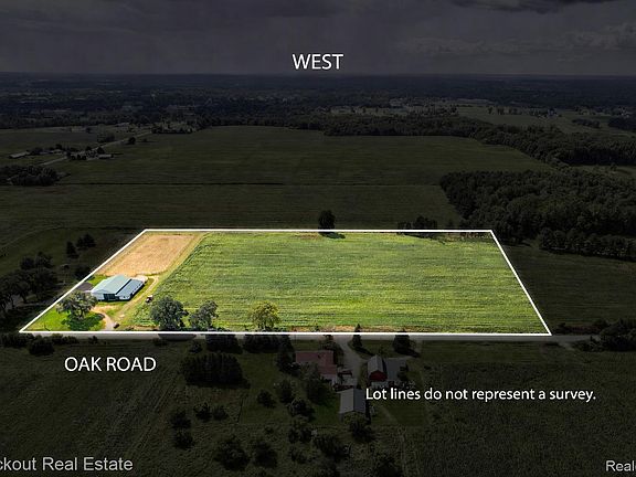 3rd image of 8424 Oak Rd