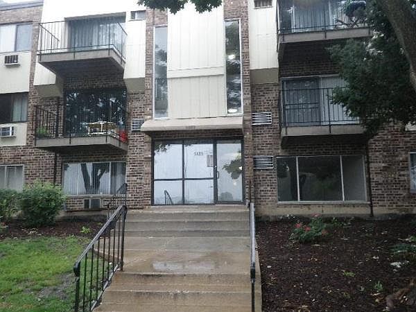 1st image of 1489 N Winslowe Dr APT 101