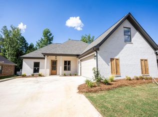 144 White Water Ln, Saltillo, MS 38866