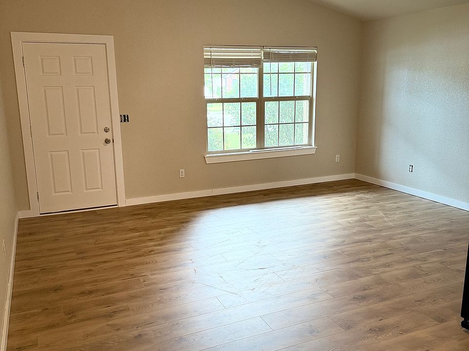1st image of 5408 Ashfield Dr